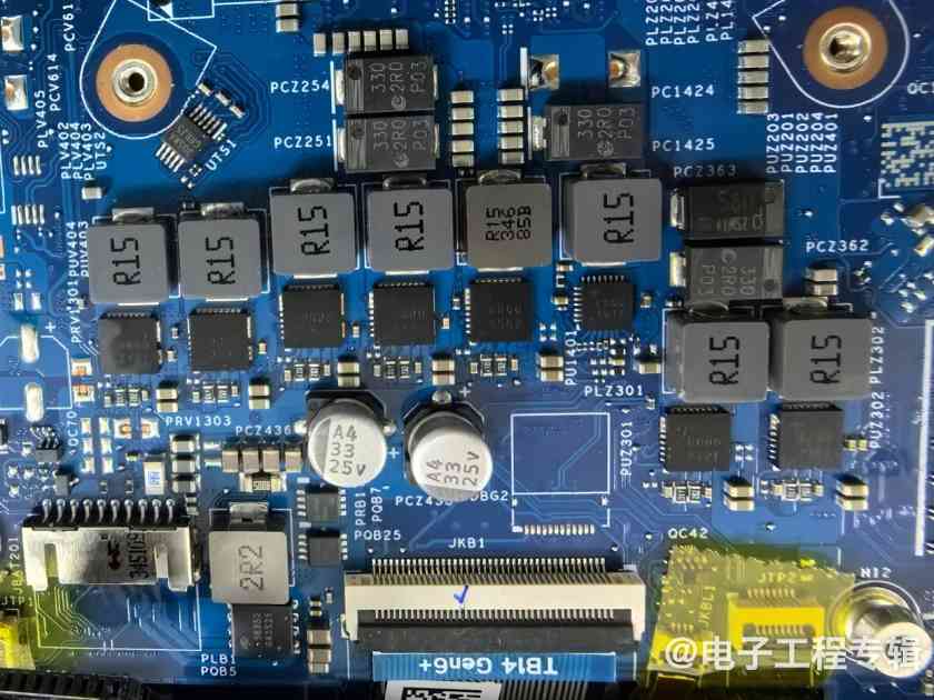 当代轻薄本拆解：探究异构+chiplet处理器的笔记本内部(图12)