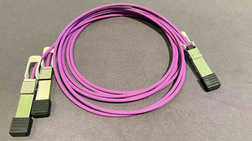 2024财年第一季度营收增长70%，Credo是如何长成的？(图2)