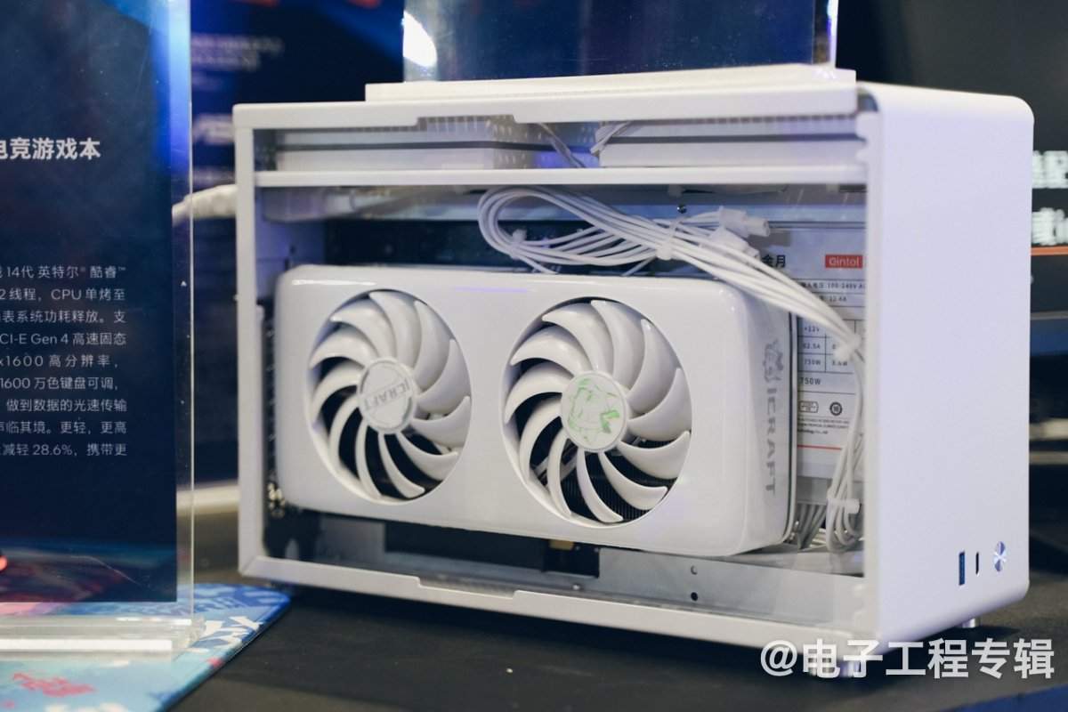 谈AIPC生态发展阶段：端侧模型与摩尔定律的交会时刻(图10)