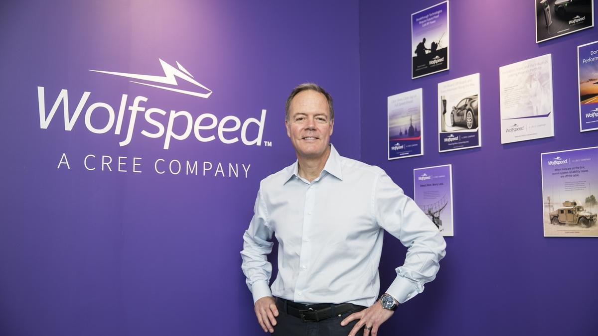 Wolfspeed 罢免CEO Gregg Lowe，应对需求放缓(图2)