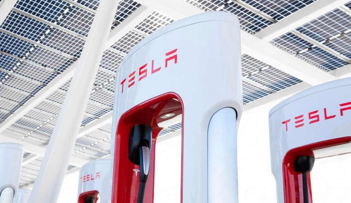 马斯克刷新世界首富记录：身家超过4000亿美元，未来看涨万亿美元(图3)