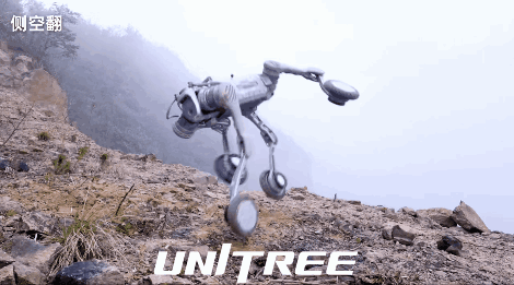 宇树科技人形机器人“翻车”,两条腿的还是不稳吗?(图4) 宇树科技人形机器人“翻车”,两条腿的还是不稳吗?(图4)