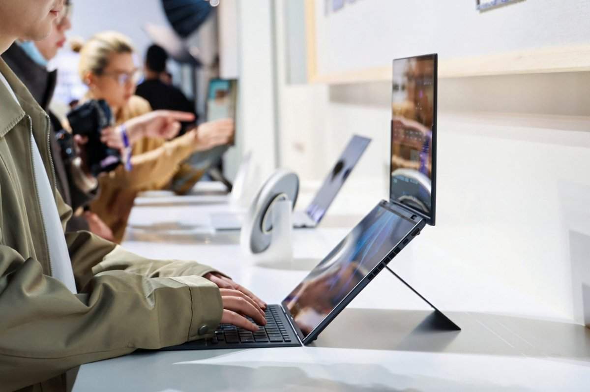 随CPU换代，2025年的主流AI PC将会是这样的…(图14)