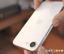 iPhone SE 4真机细节全揭秘，A18芯片加持，打造更强中端机型？(图6)
